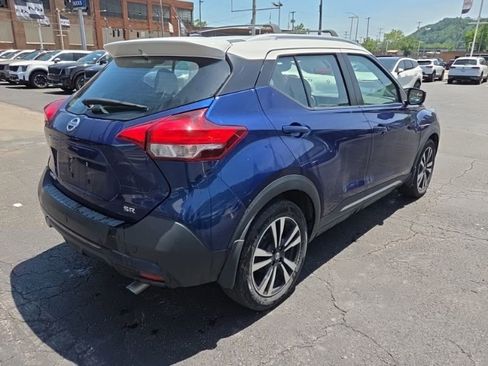 Used 2018 Nissan Kicks SR w/ Interior Electronics Package FWD image 7