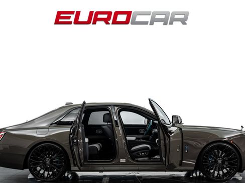 Used 2025 Rolls-Royce Ghost AWD/4WD image 8