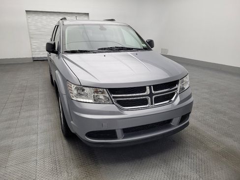 Used 2020 Dodge Journey SE w/ SE Popular Equipment Group FWD image 14