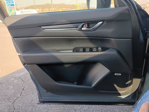 Used 2023 MAZDA CX-5 Carbon Edition image 29