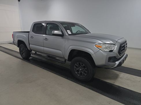 Used 2021 Toyota Tacoma SR w/ SR Convenience Package image 3