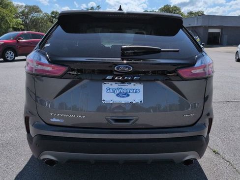 Used 2023 Ford Edge Titanium AWD/4WD image 5
