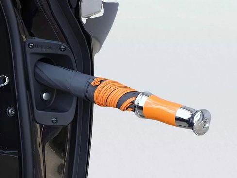 Used 2024 Rolls-Royce Ghost Black Badge w/ Black Badge Ghost Package image 10