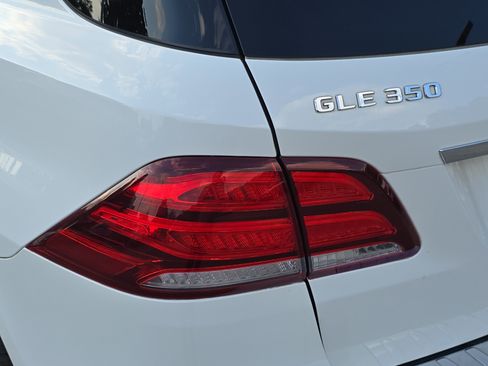 Used 2018 Mercedes-Benz GLE 350 4MATIC image 36