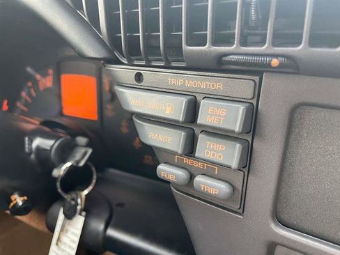 Used 1990 Chevrolet Corvette Convertible image 59