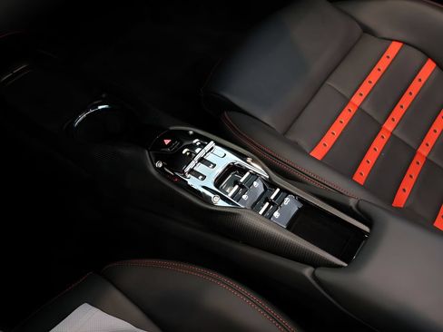 Used 2024 Ferrari 296 GTS RWD image 32