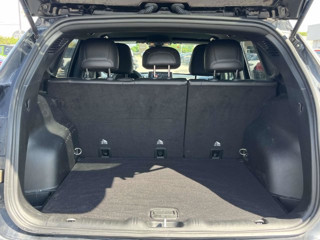 Used 2023 Jeep Compass Latitude AWD/4WD image 20