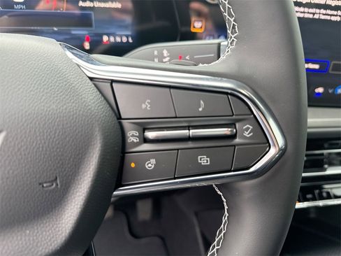 New 2026 Chevrolet Traverse LT image 18