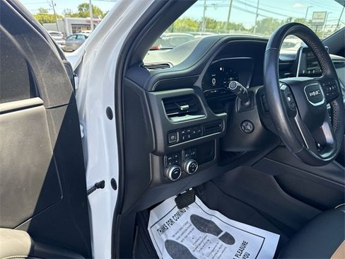 Certified 2022 GMC Yukon AT4 image 18