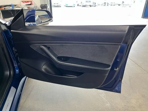Used 2019 Tesla Model 3 Standard Range Plus RWD image 12