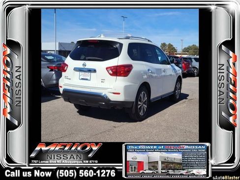 Used 2020 Nissan Pathfinder SV image 6