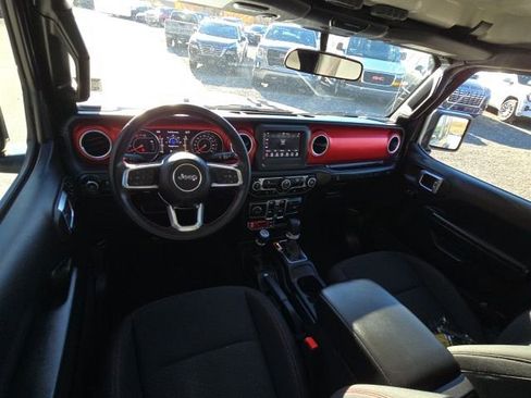Used 2021 Jeep Wrangler Unlimited Rubicon image 10