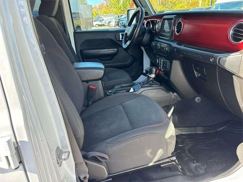 Used 2019 Jeep Wrangler Unlimited Rubicon w/ Steel Bumper Group image 15