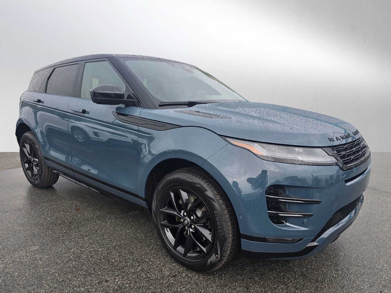 New 2026 Land Rover Range Rover Evoque Dynamic SE AWD/4WD image 7
