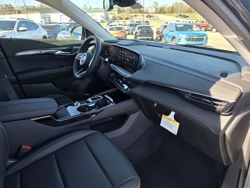 New 2025 Buick Envision Preferred image 18