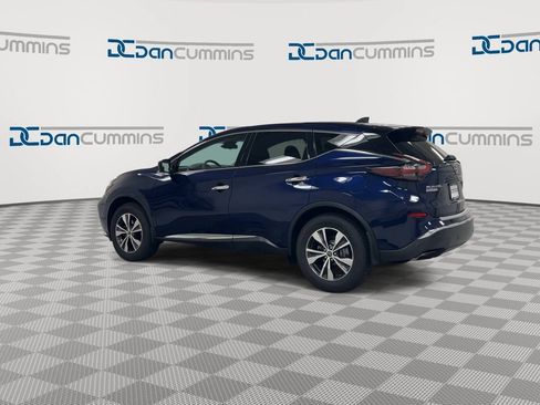 Used 2023 Nissan Murano S AWD/4WD image 6