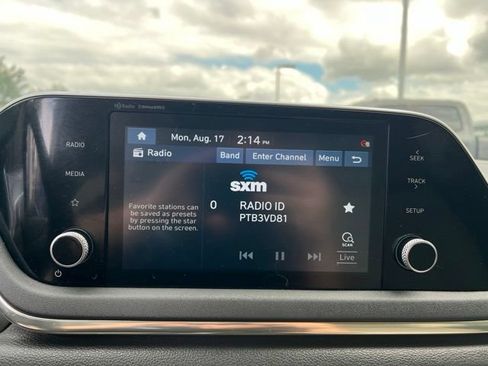 Used 2022 Hyundai Sonata SEL w/ Convenience Package FWD image 18
