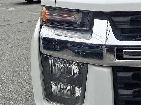 Used 2022 Chevrolet Silverado 2500 LT w/ Convenience Package image 9