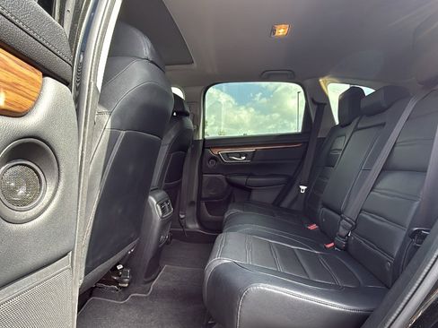Used 2017 Honda CR-V Touring image 17