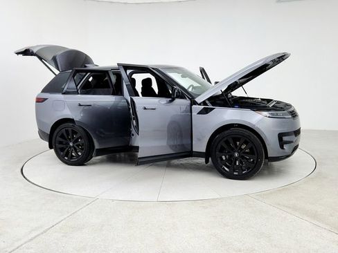 Certified 2025 Land Rover Range Rover Sport SE AWD/4WD image 10