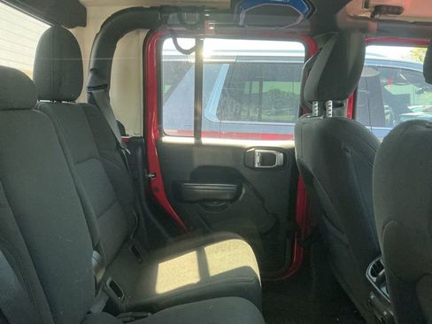 Used 2020 Jeep Gladiator Sport w/ Quick Order Package 24S image 9