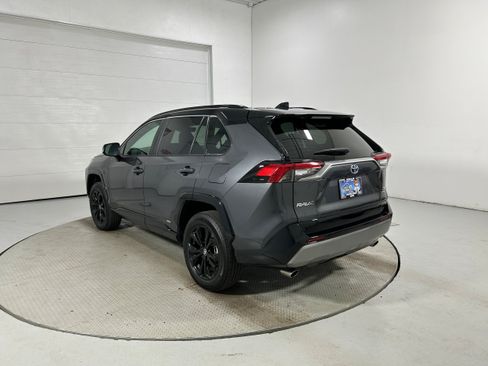 Used 2024 Toyota RAV4 XSE AWD/4WD image 22