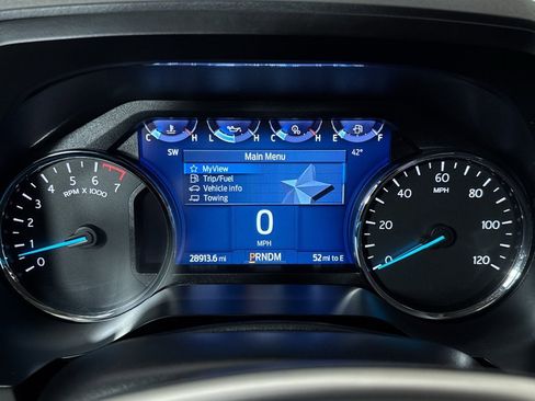 Used 2022 Ford Expedition XLT image 13