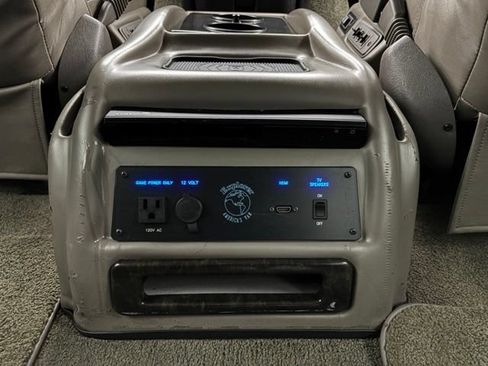 Used 2019 GMC Savana 2500 w/ Enhanced Convenience Package RWD image 46