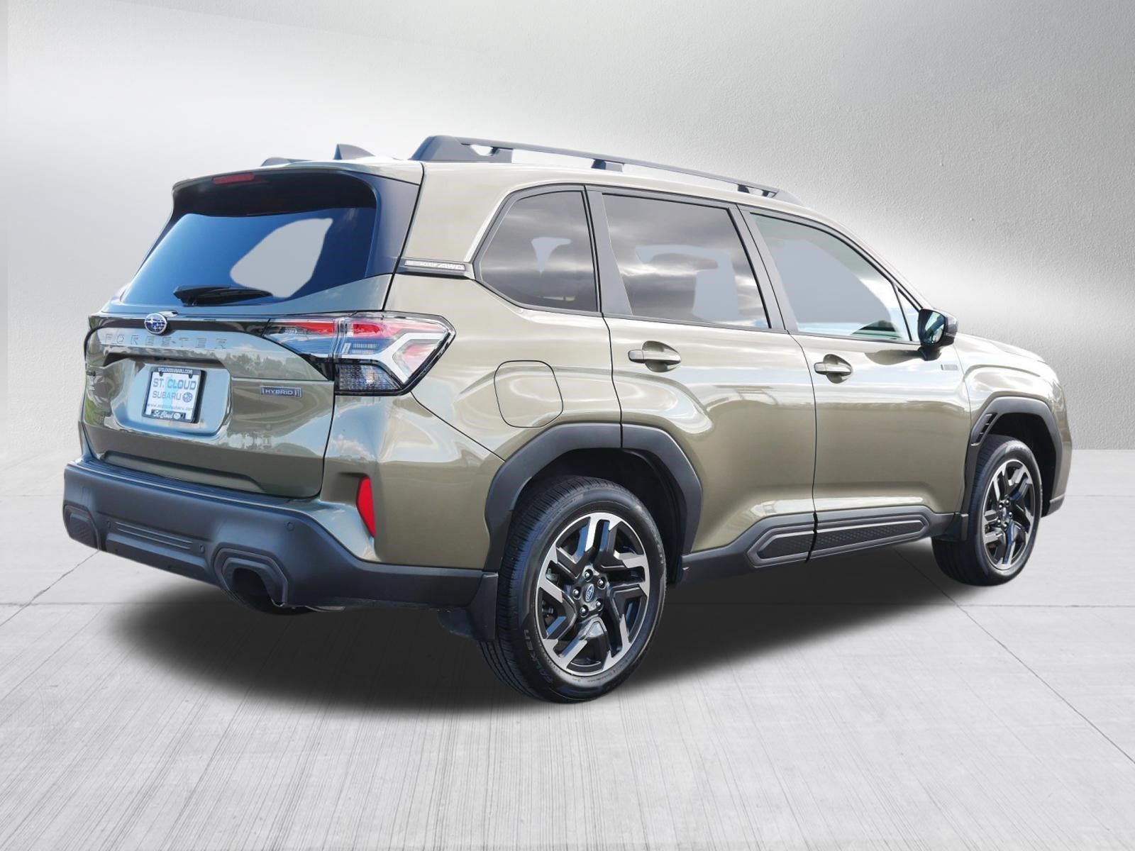 Used 2025 Subaru Forester Limited AWD/4WD image 7
