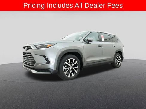 New 2026 Toyota Grand Highlander AWD Hybrid image 17