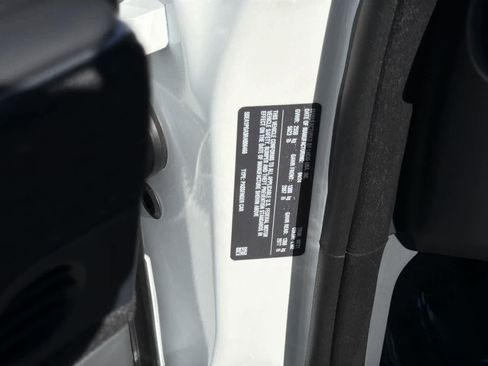 Used 2024 Lucid Air Pure image 9