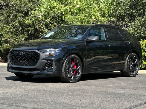 Used 2025 Audi RS Q8 performance AWD/4WD image 9