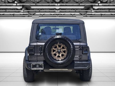 Used 2025 Jeep Wrangler Sport AWD/4WD image 8