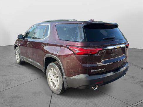 Used 2023 Chevrolet Traverse LT AWD/4WD image 7