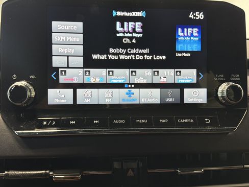 Used 2025 Mitsubishi Outlander SEL AWD/4WD image 22
