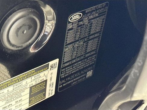 Used 2020 Land Rover Range Rover Velar R-Dynamic S image 33