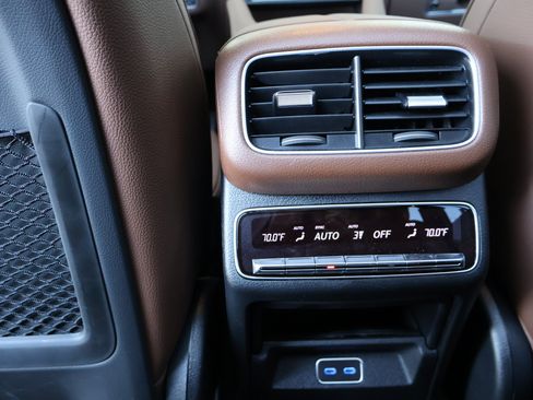 Certified 2025 Mercedes-Benz GLS 450 4MATIC image 20
