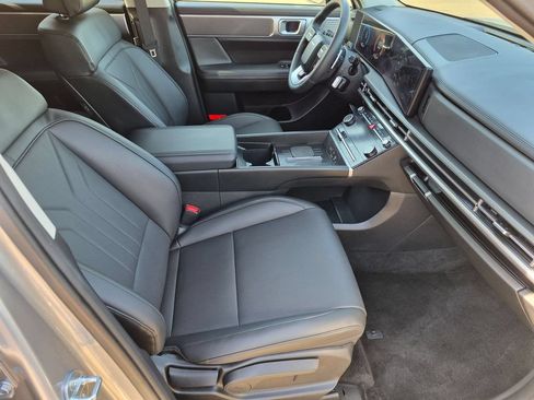 Used 2025 Hyundai Santa Fe SEL FWD image 31