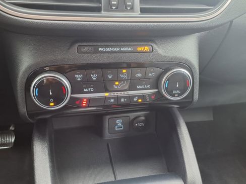 Certified 2022 Ford Escape SEL image 19