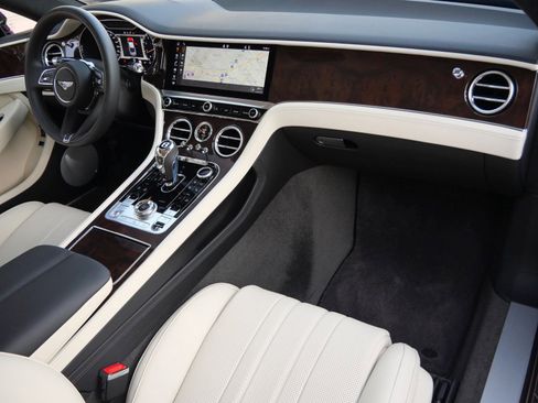 Used 2023 Bentley Continental GT Mulliner image 17