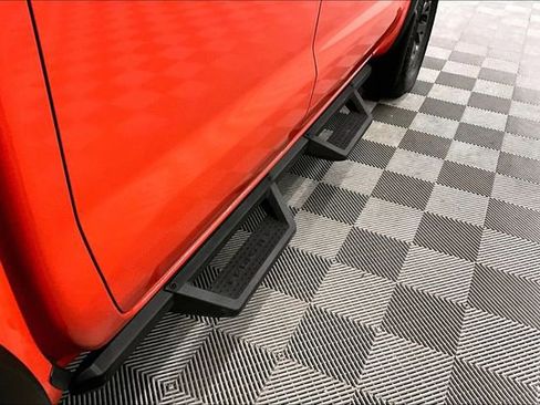 Used 2025 Nissan Frontier PRO-4X w/ Pro Convenience Package image 41