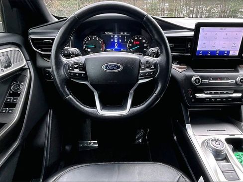 Used 2020 Ford Explorer Limited image 8