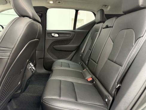 New 2026 Volvo XC40 B5 Plus w/ Climate Package AWD/4WD image 25