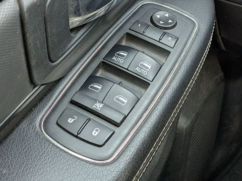 Used 2018 RAM 1500 Rebel image 20