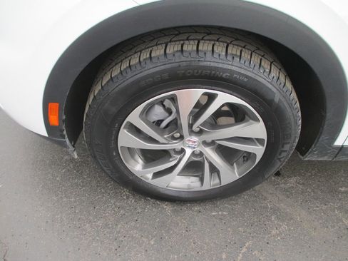 Used 2023 Buick Envision Essence image 14