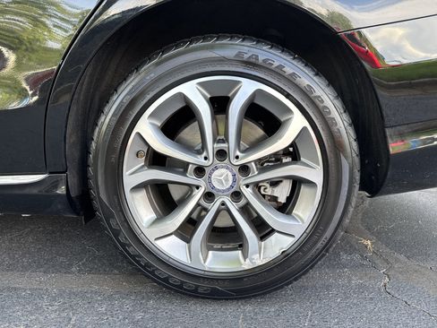 Used 2016 Mercedes-Benz C 300 4MATIC Sedan image 20
