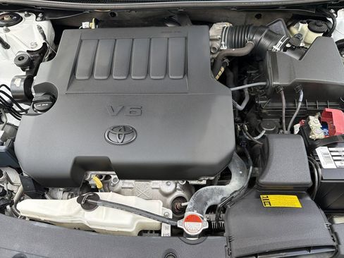 Used 2016 Toyota Avalon XLE FWD image 10