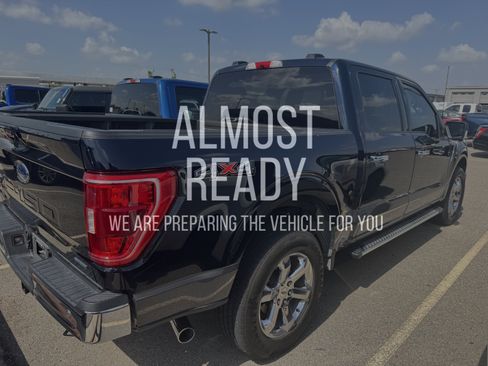 Used 2022 Ford F150 XLT w/ Equipment Group 302A High AWD/4WD image 4