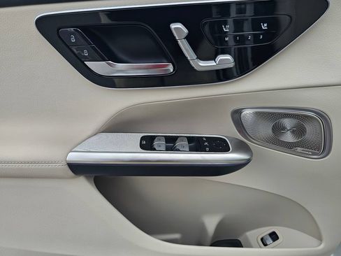 New 2026 Mercedes-Benz GLC 300 image 17