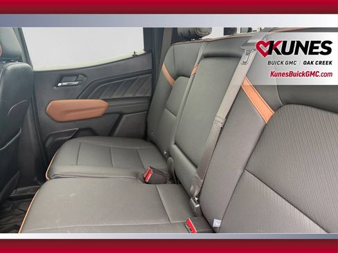 Used 2024 GMC Canyon AT4 w/ AT4 Premium Package AWD/4WD image 34